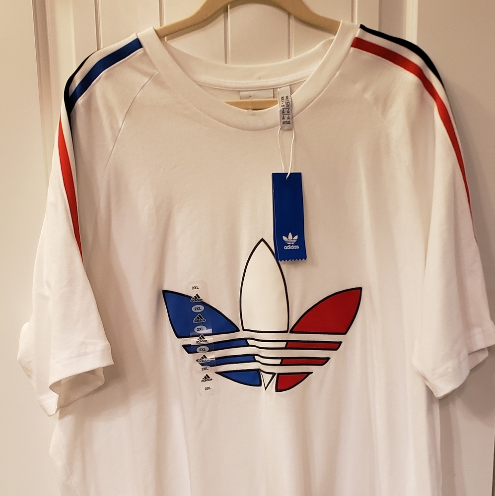 Adidas T-shirt